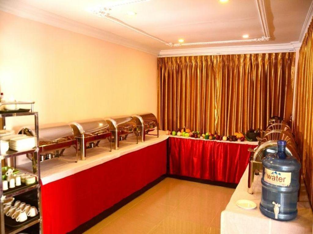 Real Link Hotel Yangon Exterior foto